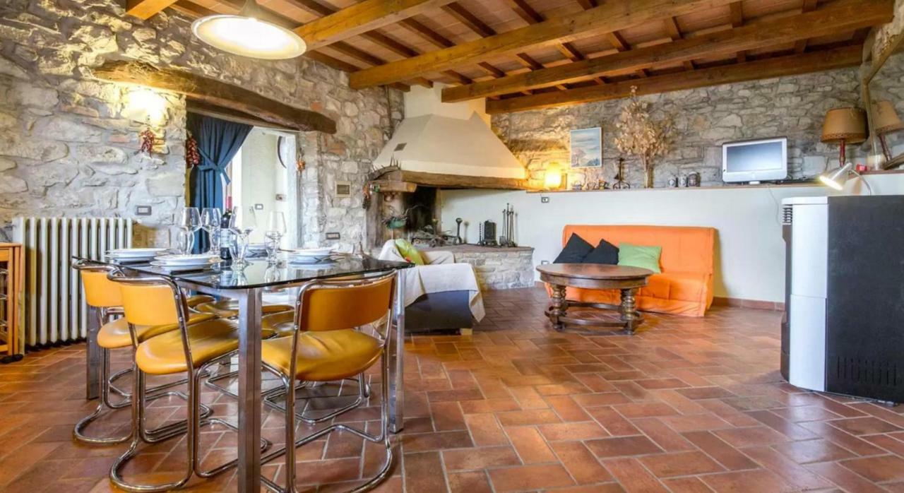 Casa Mazzocchi Vista Su Poppi Villa Екстериор снимка